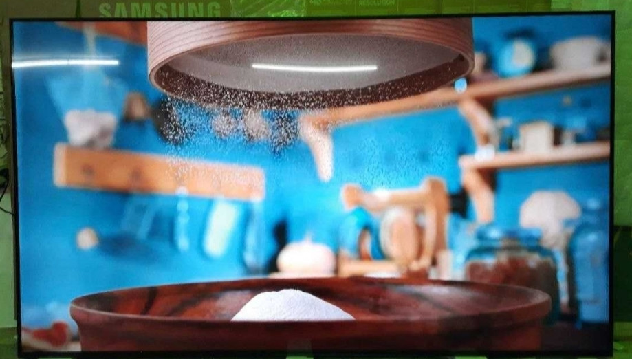 Телевизор Безрамный: 65