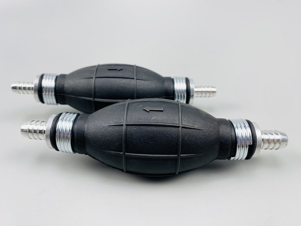 Ручний насос для перекачування рідини з клапаном масло-бензостійка гума алюмінієві наконечники d=10 мм Мукачево - фото 4