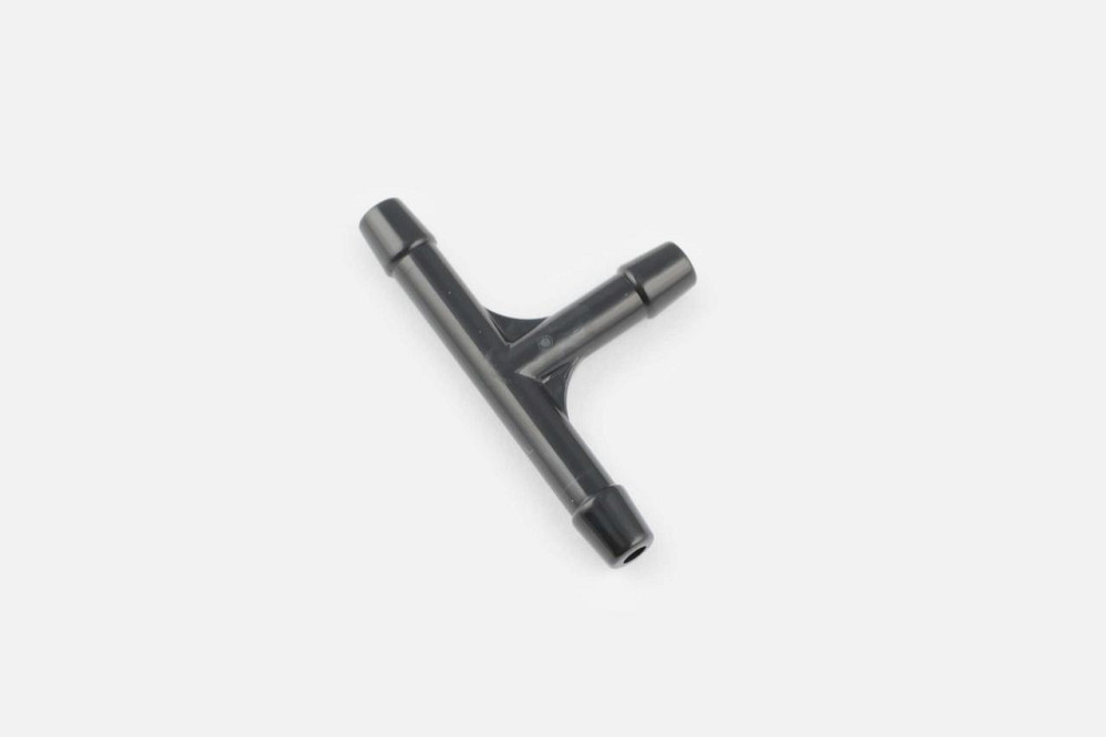 Трійник вакуумної магістралі двигуна скутер 4 Т Китай 125/150 Мукачево - фото 1