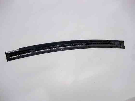 Mercedes-Benz  A2056890108 9051 Дефлектор торпеди лівий на обдування лобового скла чорний C-Class W205 Одесса