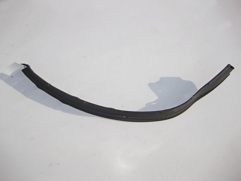 Mercedes-Benz  A1647201478 Ущільнювальна гумка передніх дверей до правого крила ML W164 GL X164 Одеса - фото 1
