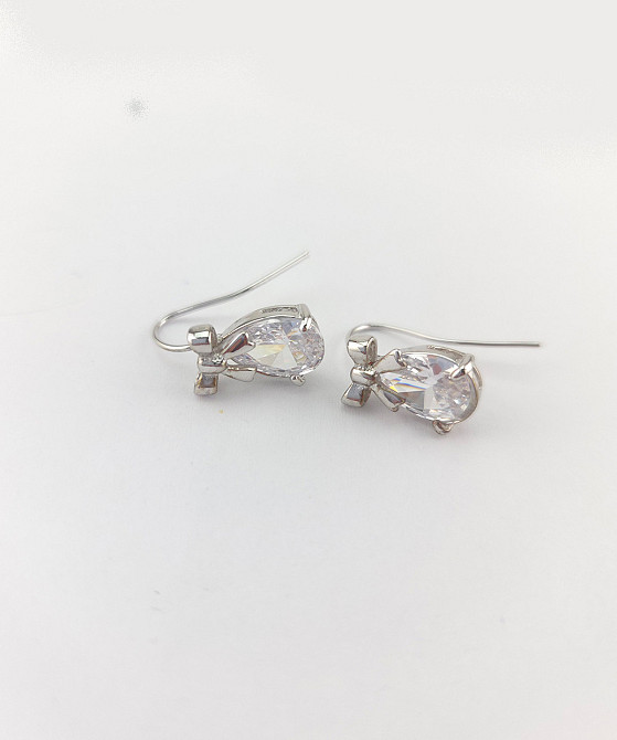 Серьги гвоздики с  кристалом СГ3900-2-2 Киев - изображение 1