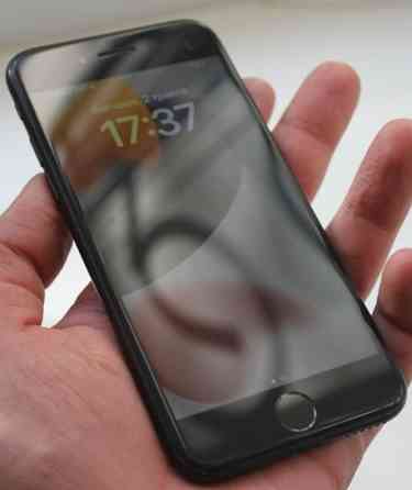 IPhone SE 2 (2020) 64Gb, Neverlock. Київ