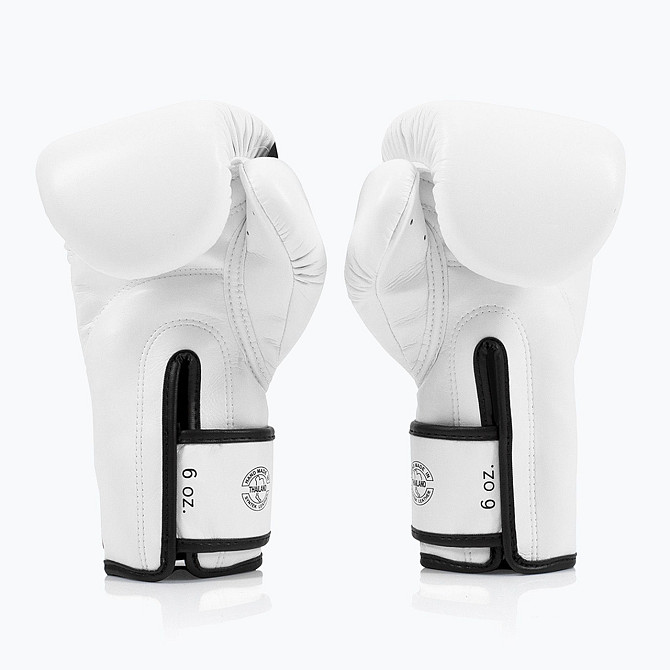 Боксерські рукавиці Fairtex BGV14 White 16 унцій (бинти в комплекті) Каменское - изображение 3