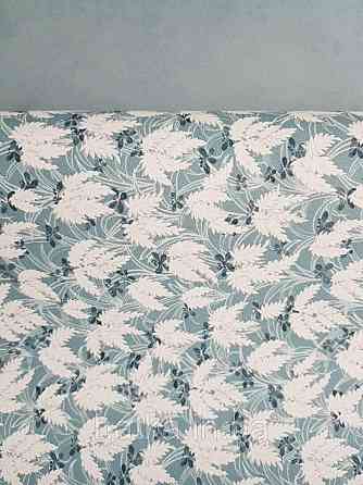 Шпалери флізелінові дитячі еко Lutece Tartine et Chocolat маленькі гілочки білі квіточки на бірюзовому Київ