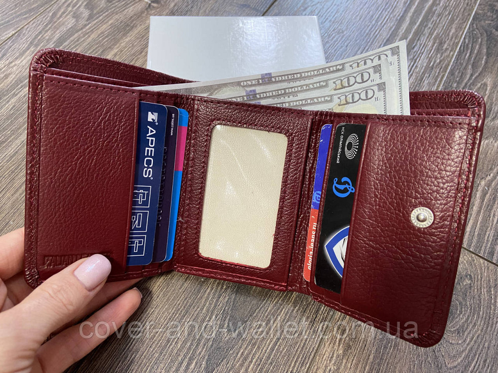 Компактный шкіряний жіночий гаманець бордового кольору ST Leather 403 Київ - фото 4