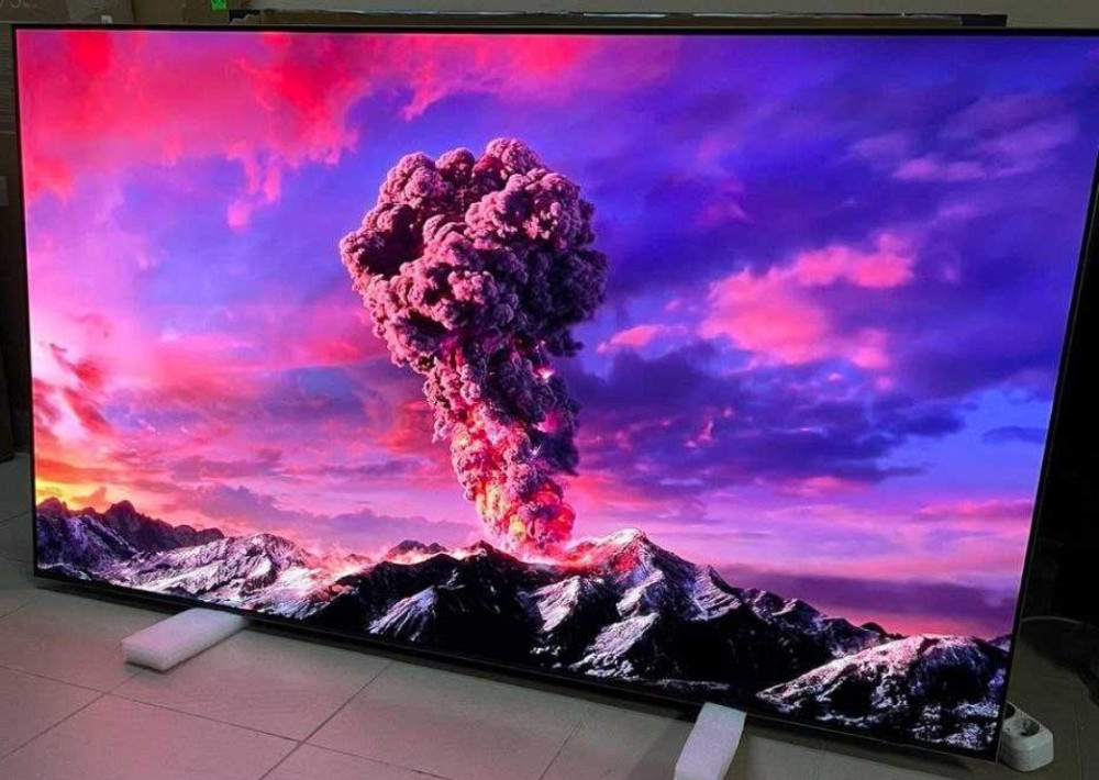 Телевизор Безрамный : 65