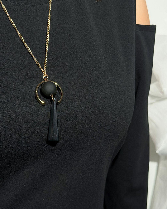 Жіноче вечірнє стильне плаття з відкритими плечима, крепдайвінг+ євросітка з 3D кружечками 60/62 Одеса - фото 6