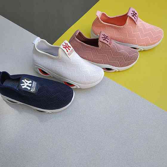 Кроссовки детские текстильные пудра маломерят16,5см 27р Киев