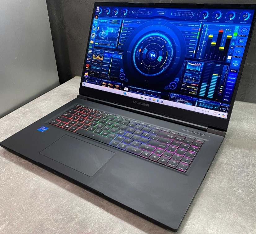 Ноутбук Топовый: RTX 3080 16Gb. 17.3