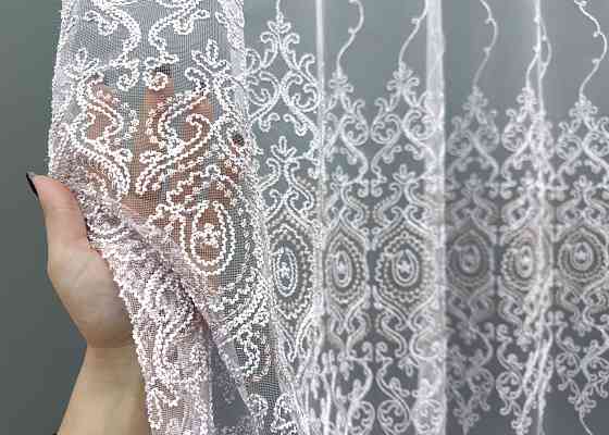Тюль VR-Textil 1856т Фатин з вишивкою Корд та люрексом Холодний білий з пудровим 250х270 см (42-1035) Київ