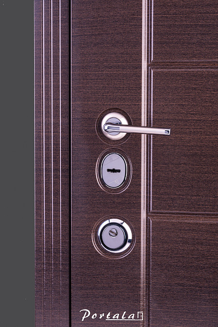 Двері квартирні, серія Еліт, модель Токіо, гнутий профіль, замок MOTTURA 54.797 850 Київ - фото 2