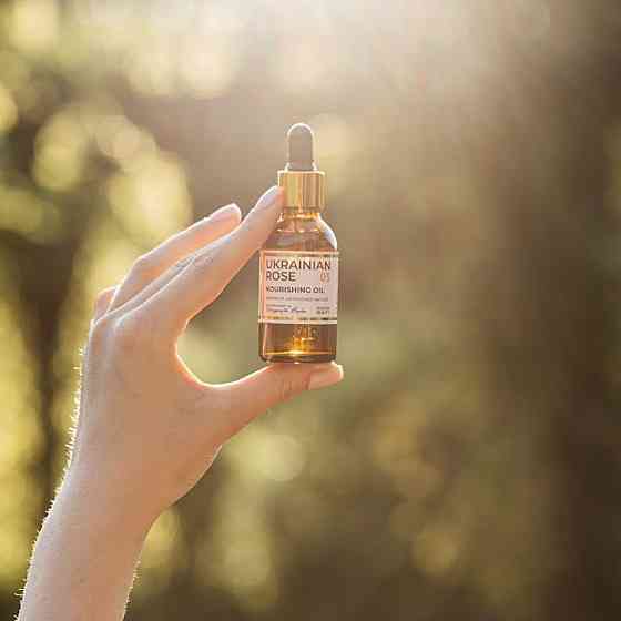Зволожуючий комплекс натуральних олій для шкіри обличчя та рук з вітамінами Ukrainian Rose 30 мл Київ