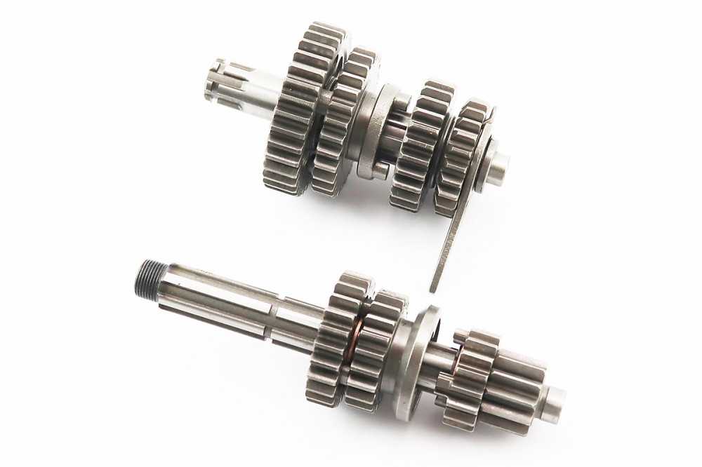 Коробка передач (два вали з шестернями), для двигунів LF140 Киев - изображение 1