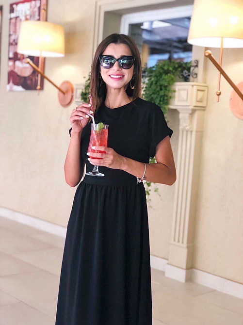 Жіноче плаття міді з короткими рукавами "Валенсія" оптом та по дропшипінгу | Норма Чорний, 48 Київ - фото 3