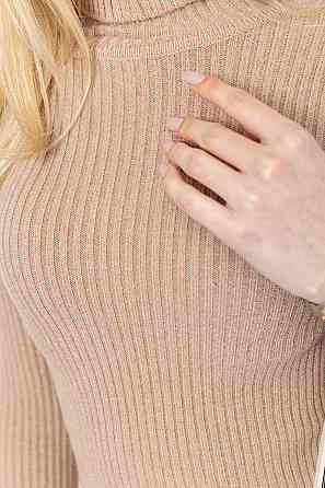 Гольф женский однотонный, хлопковый стрейч, прямой крой, весенне-осенний, бежевый, S-M Лубны