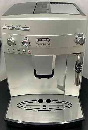 Кавомашина Delonghi Magnifica. Київ