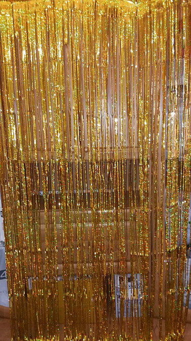 Дощик для фотозони з голограмою прикраса 245 см на 92 см золотистий Київ - фото 4