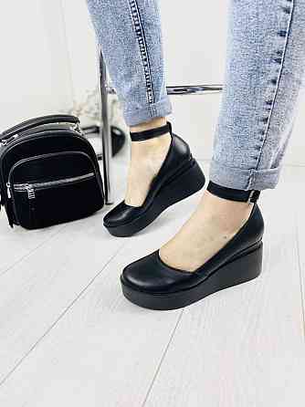 Туфлі жіночі Т-лето чорні шкіра натуральна платформа 2/7 см 39 р. (2732) Коломия