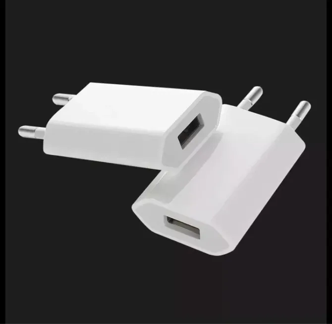 Универсальное сетевое USB зарядное устройство | Адаптер для зарядки портативних устройств, 1А Киев - изображение 1