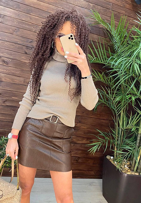 Водолазка жіноча однотонна рубчик, гольф жіночий базовий, жіночі базові гольфи водолазки в Україні Капучино Крохатушка одяг Київ - фото 1