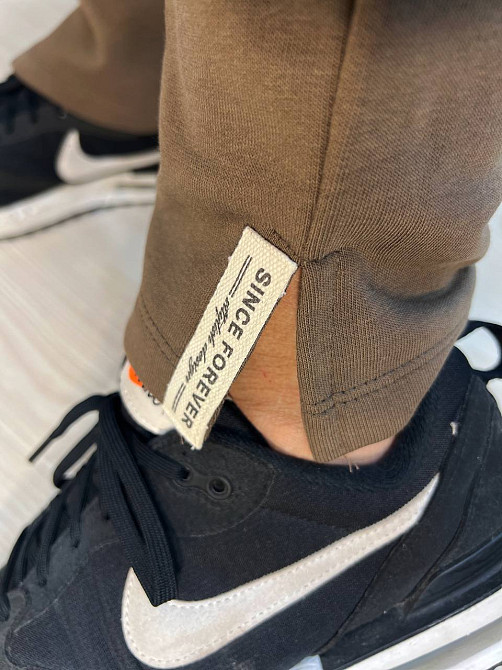 Костюм женский Joggy 8084-8081 худи надпись капюшон и брюки с разрезом шоколад, шоколад, S Киев - изображение 9