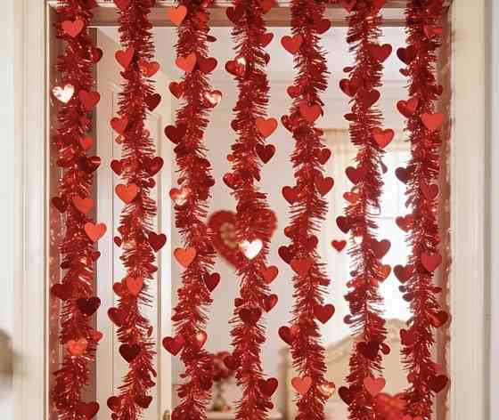 Гірлянда-дощик з сердечками червона 2 м 1 шт (0291) Сміла