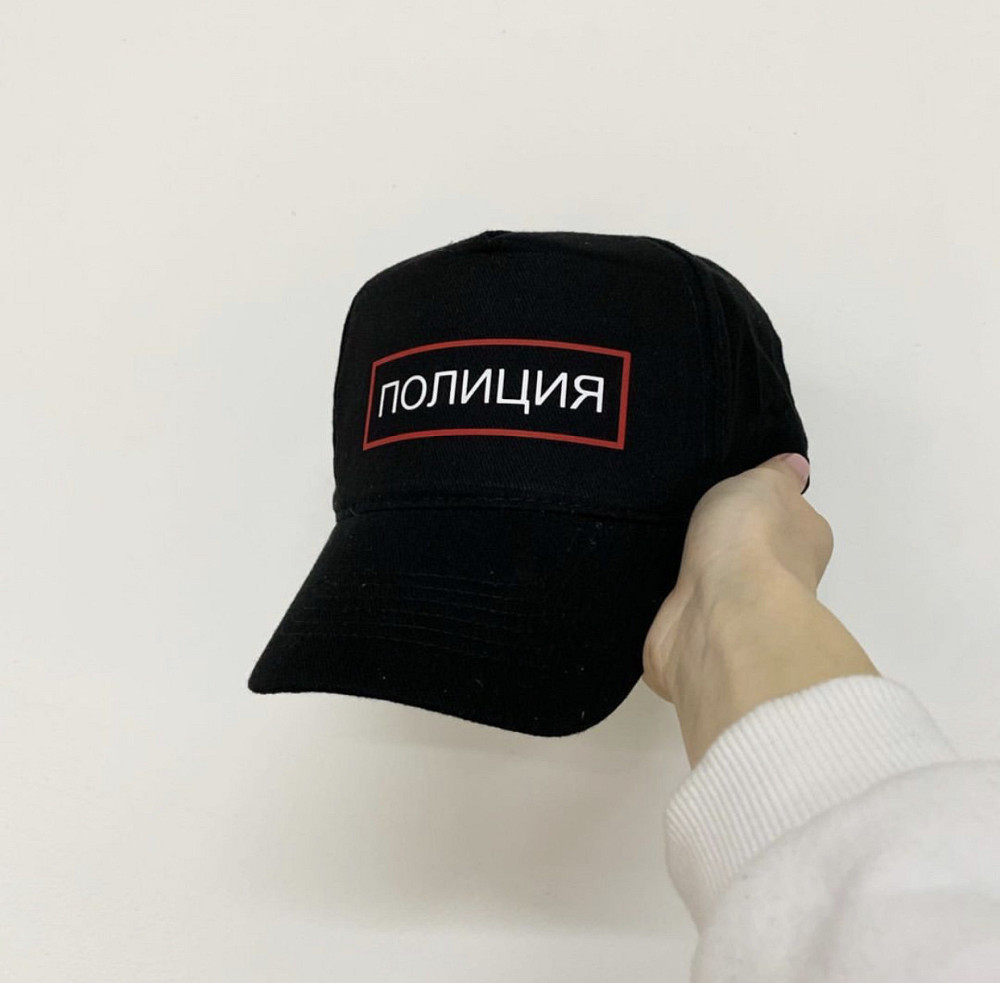 Чорна Кепка/Бейсболка з написом — ПОЛІЦІЯ Чернівці - фото 1