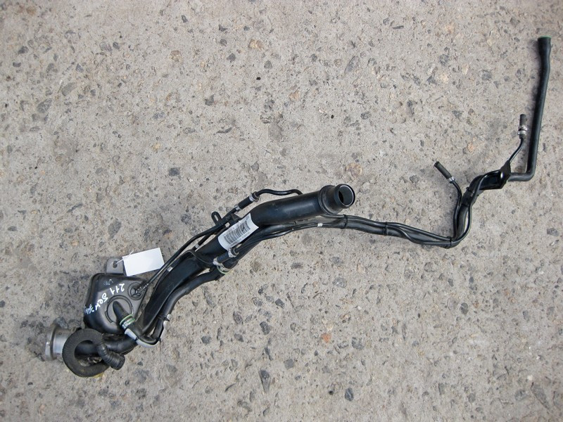 Mercedes-Benz  A2114705220 Заливна горловина бензин пластик USA E-Class W211 CLS C219 Одеса - фото 2