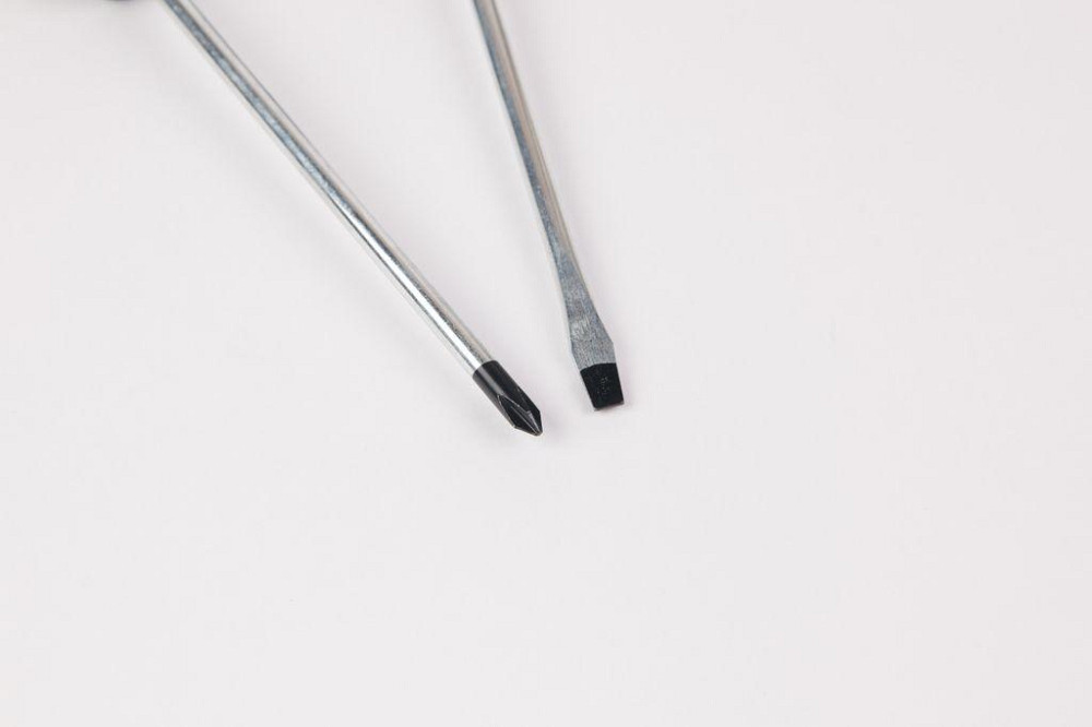 Набор отверток 2пр.(PH:2х110мм,SL:5х110мм),в блистере Помощник P016K Одесса - изображение 4