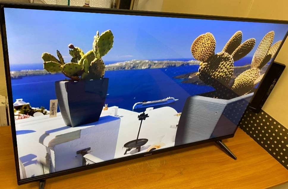 Акция! Телевизор Samsung 4K Smart TV 42