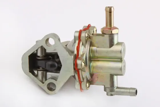 Насос топливный 2101 плунжерный CS-20 + 2 прокладки Винница