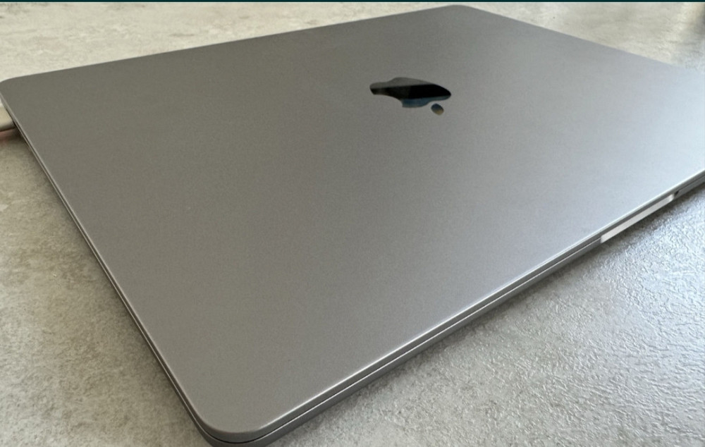 Ноутбук: MacBook Air 15" M2 8/512Gb. Space Gray. Київ - фото 1