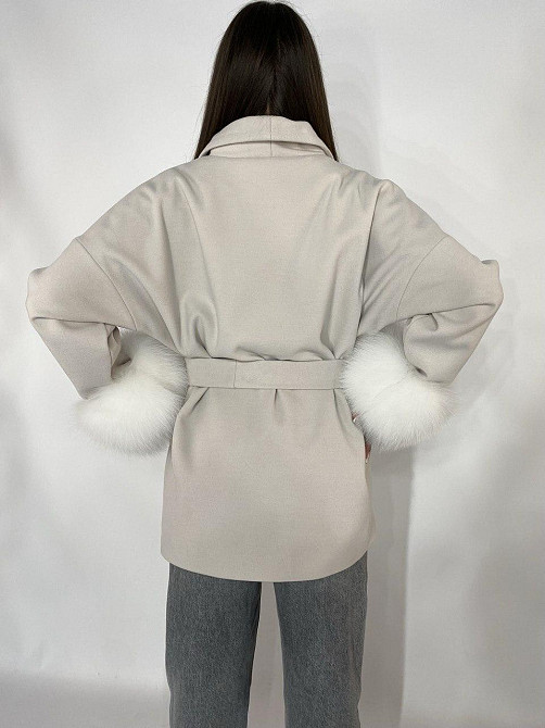 Стильне жіноче пальто з хутром Молочний, 3XL-4XL Харків - фото 3