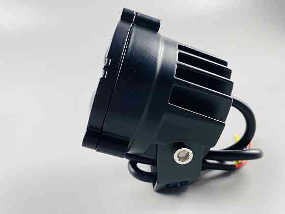 Світлодіодна LED-фара автомобіля ближний + дальній 30 W білий + бурштиновий IP67, LED-фара робочого світла Мукачево