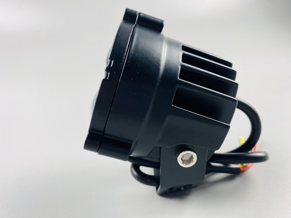 Світлодіодна LED-фара автомобіля ближний + дальній 30 W білий + бурштиновий IP67, LED-фара робочого світла Мукачево - фото 3