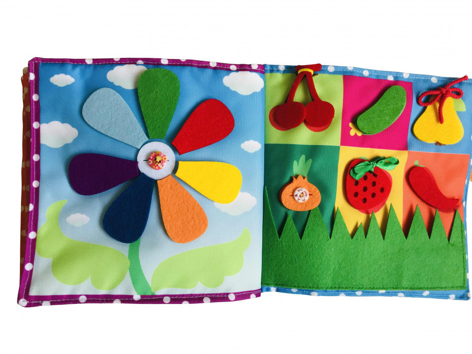 Текстильная развивающая книга для малышей 