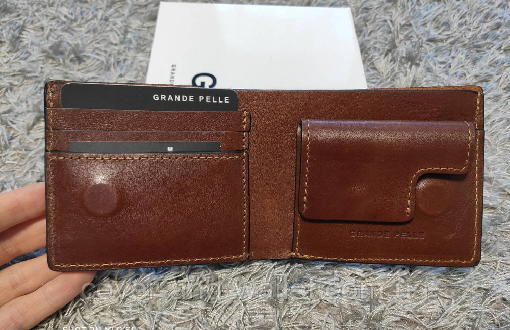 Коричневый мужской кожаный кошелек ручной роботы на магнитах Grande Pelle Киев - изображение 3