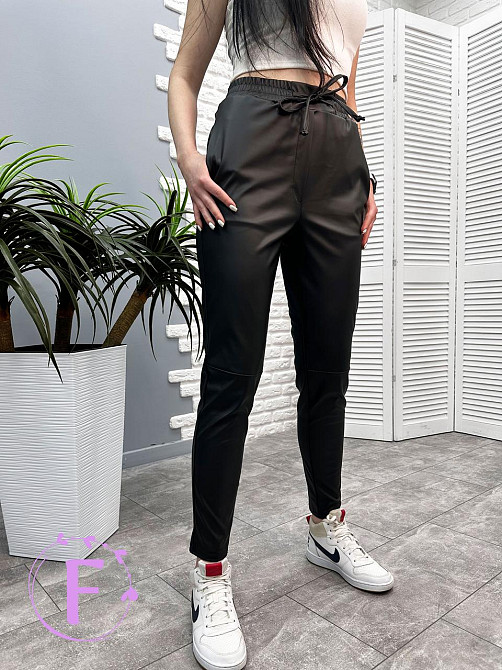 Демісезонні штани з екошкіри "Richy" (тонкі) оптом | Норма Чорний, 44 Київ - фото 4