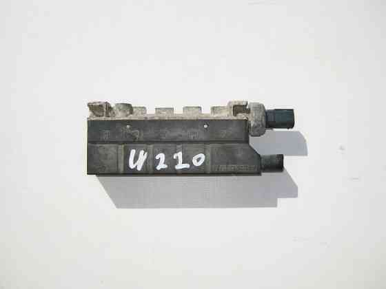 Mercedes-Benz  A2203200258 Блок клапанів пневмопідвіски S-class short W220 S-class long V220 Одеса