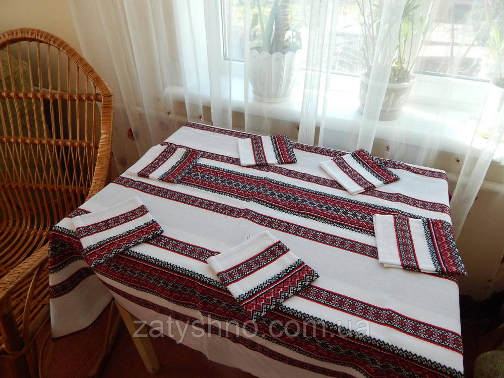 Червона скатертина вишита з серветками в ресторан. Київ - фото 6