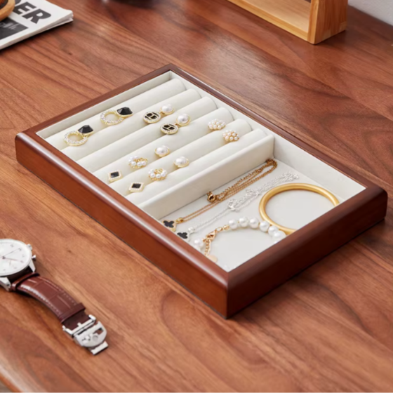 Органайзер-шкатулка для украшений футляр открытый для хранения драгоценностей и аксессуаров 25х17х3 см Каменец-Подольский