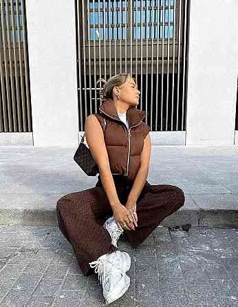 Жіноча трендова жилетка плащівка Канада + синтепон 200 Шоколад Одеса