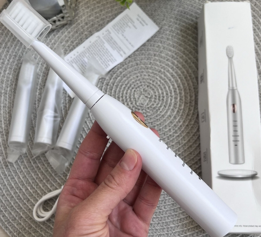 Электрическая зубная щетка. Киев - изображение 2