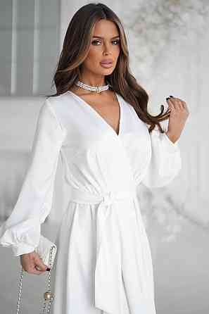 Жіноча сукня з запахом, з атласу Одеса