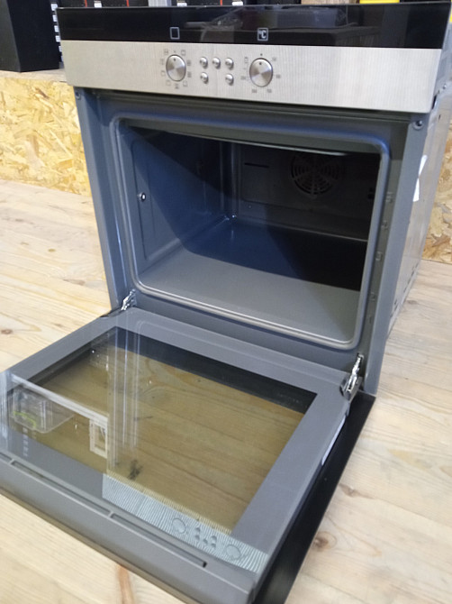 Електрична вбудована духовка Siemens HB330540 01 ( Б клас) Луцьк - фото 2