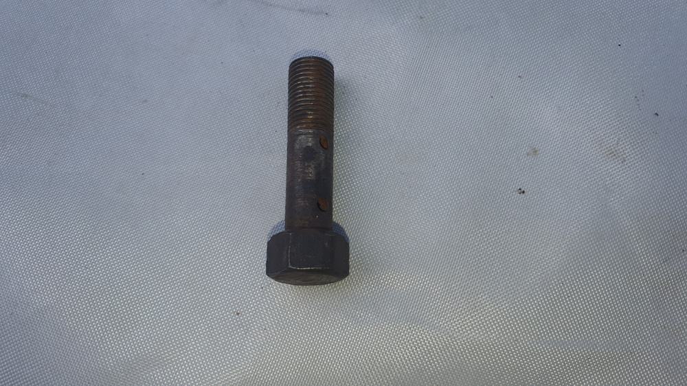 Болт-штуцер М10х1. Довжина — 47 мм. СССР. Харків - фото 1
