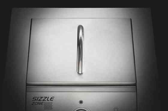 Одинарний інфрачервоний пальник SIZZLE ZONE Napoleon BIB10IRPSS -CE для вбудовування з кришкою з нержавіючої сталі Код: 010715 Рівне