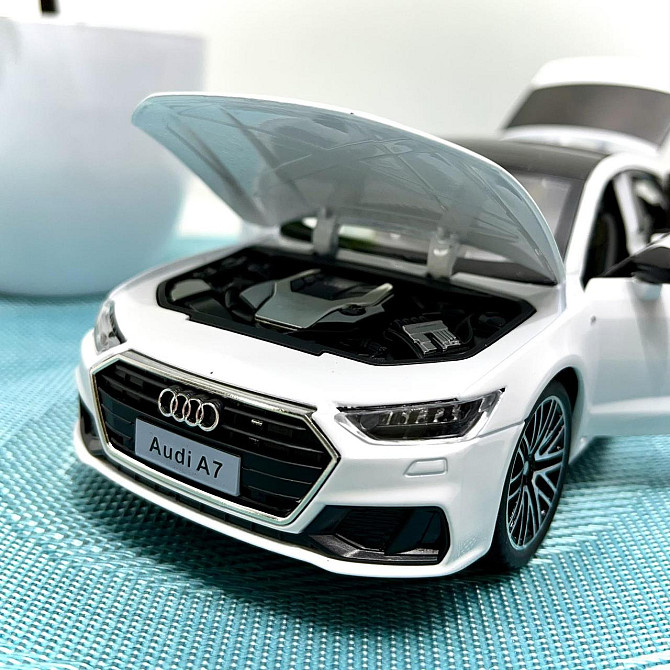Машинка Audi А7 Авто Експерт металопластик 1:24 звук світло інерція Біла (1904-17) Чернігів - фото 9