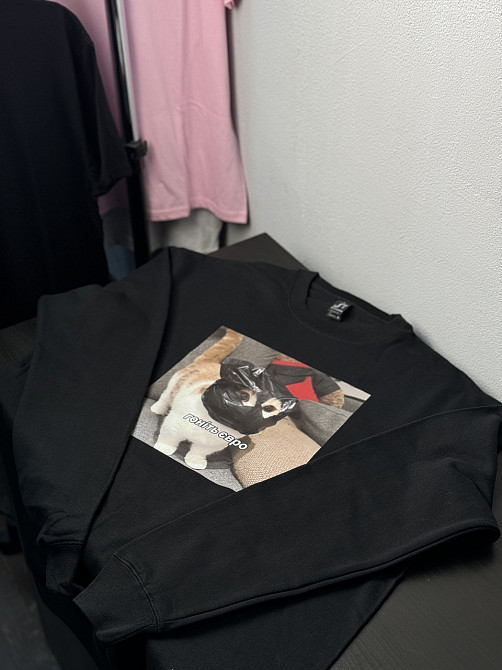 Світшот унісекс з принтом - 